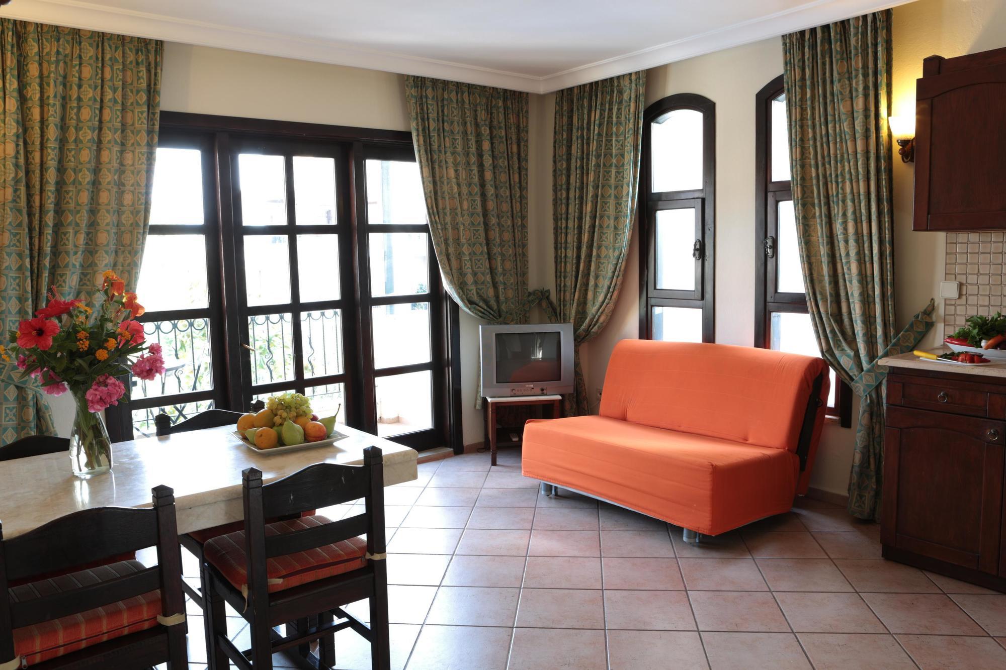 Club Turquoise Apart Marmaris Exterior foto